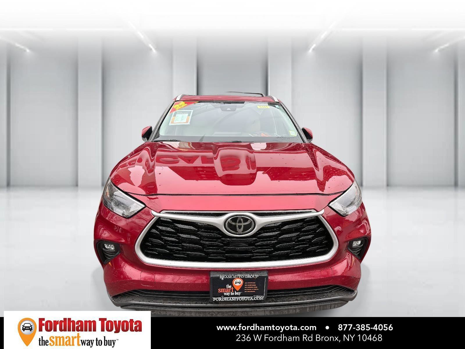 Used 2022 Toyota Highlander XLE image 8