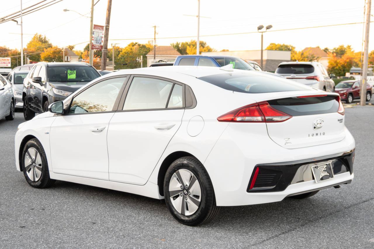 Used 2019 Hyundai Ioniq Blue FWD image 8