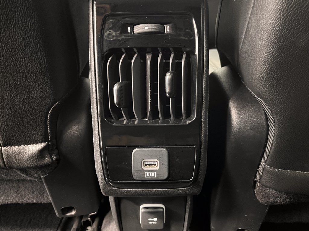 Used 2022 Jeep Compass Limited AWD/4WD image 34