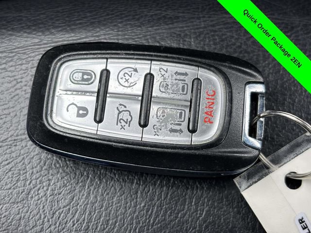 Used 2019 Chrysler Pacifica Touring-L w/ S Appearance Package image 23