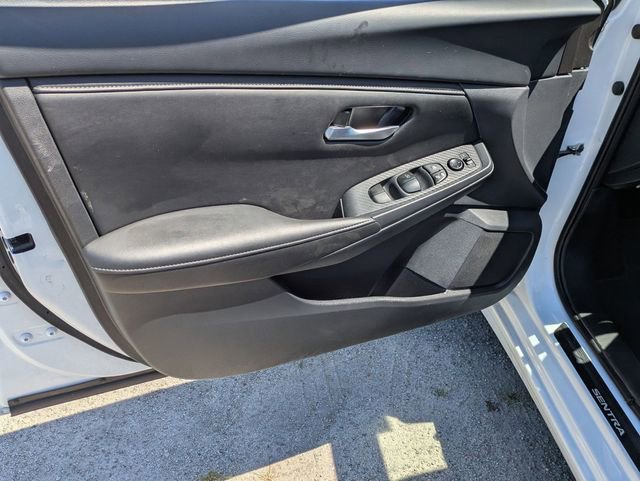 Used 2025 Nissan Sentra SV w/ All-Weather Package FWD image 10