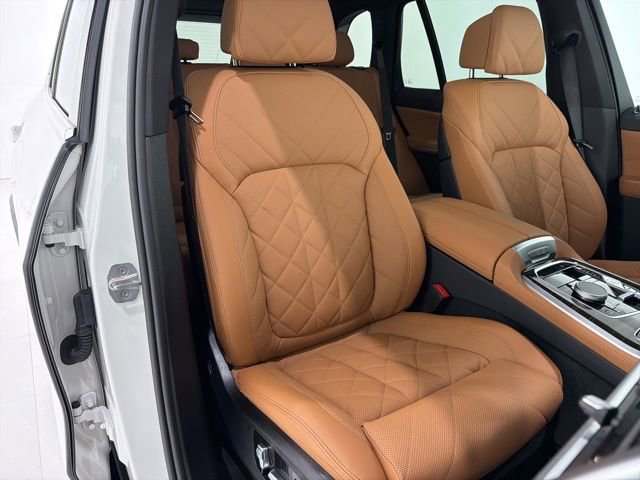 Certified 2024 BMW X5 xDrive40i w/ Premium Package AWD/4WD image 19