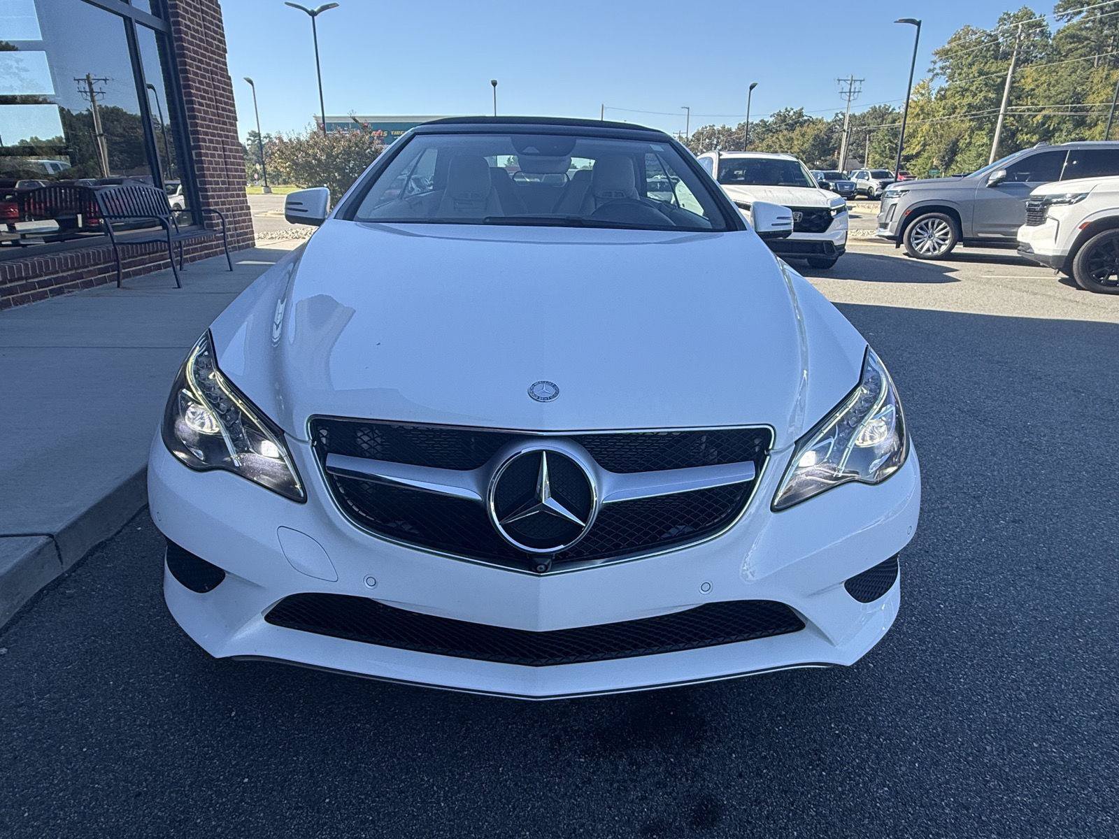 Used 2015 Mercedes-Benz E 400 Cabriolet image 23