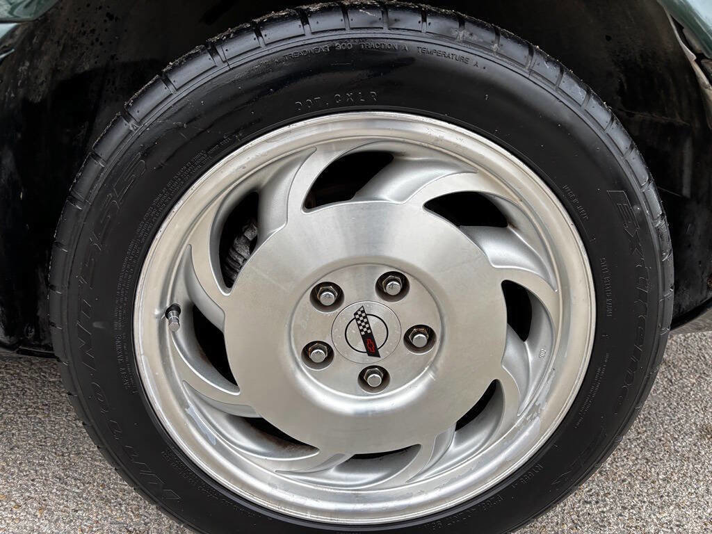 Used 1995 Chevrolet Corvette Coupe image 27