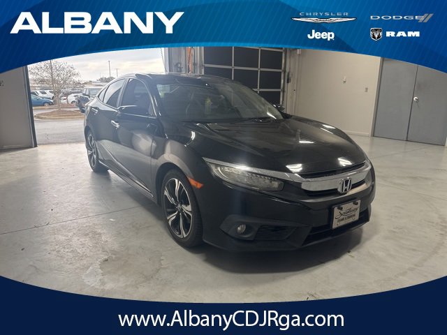 Used 2017 Honda Civic Touring image 1