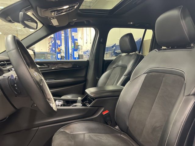 Used 2022 Jeep Grand Cherokee Altitude AWD/4WD image 10