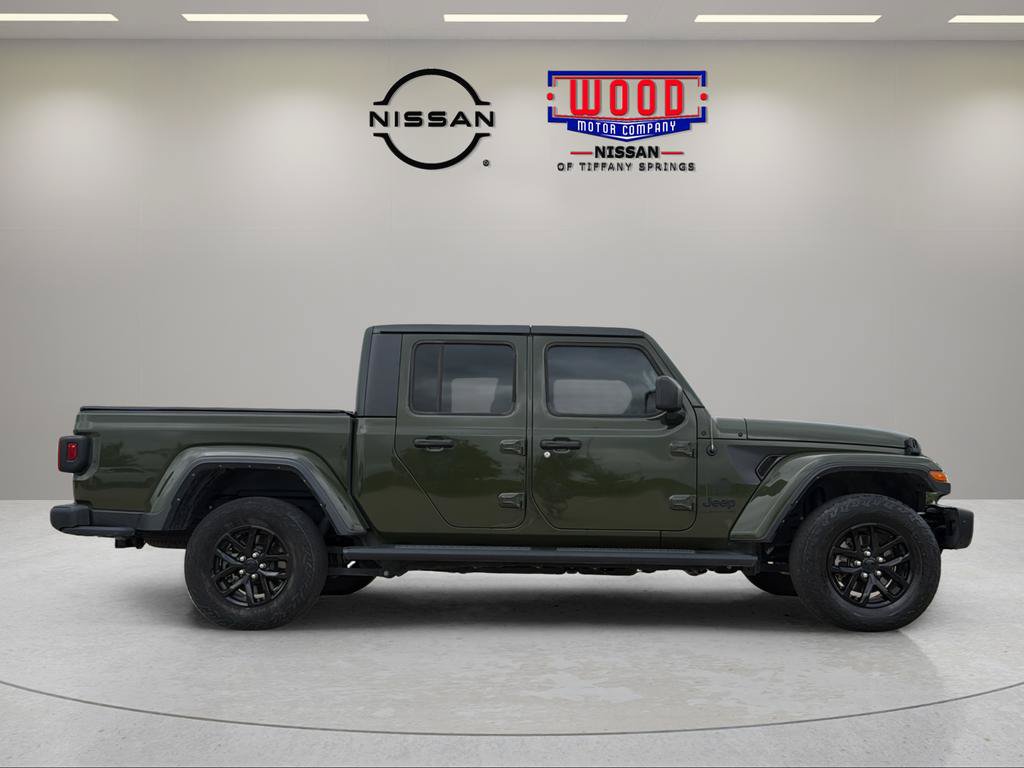 Used 2023 Jeep Gladiator Sport AWD/4WD image 2
