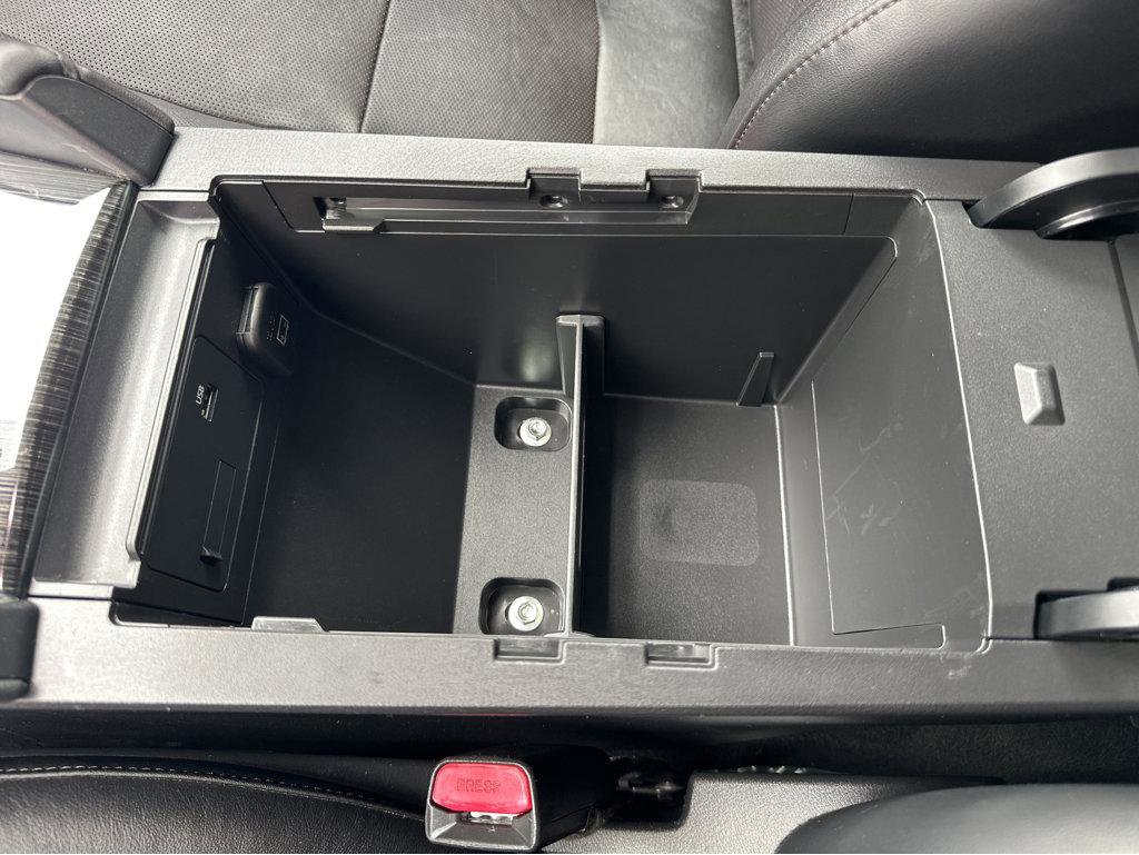 Used 2019 MAZDA MAZDA3 Hatchback w/ Premium Package image 30