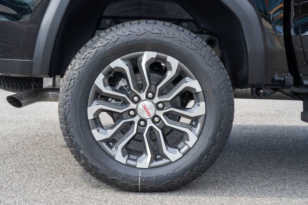 New 2026 GMC Canyon Denali AWD/4WD image 38