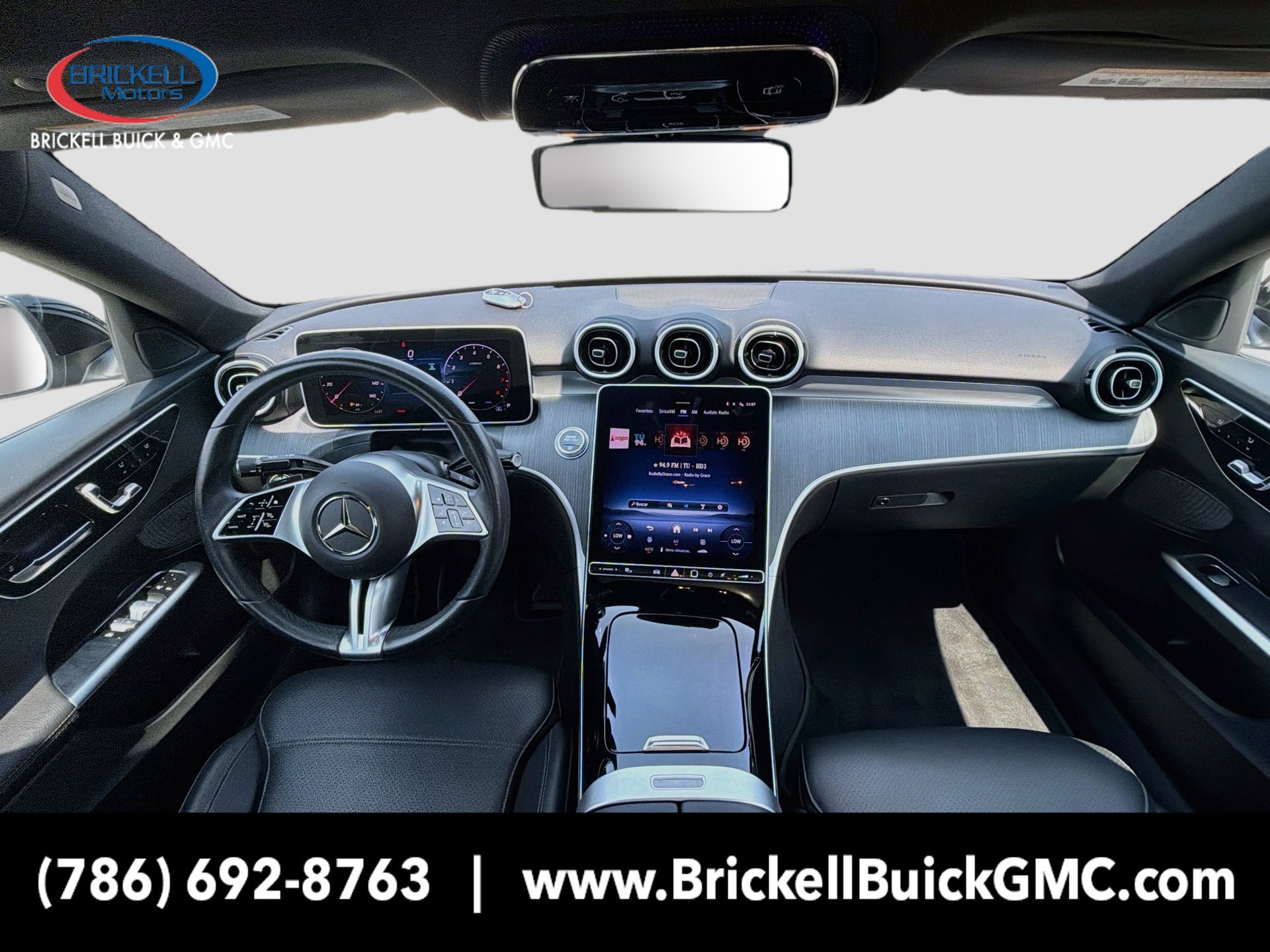 Used 2025 Mercedes-Benz C 300 Sedan image 19