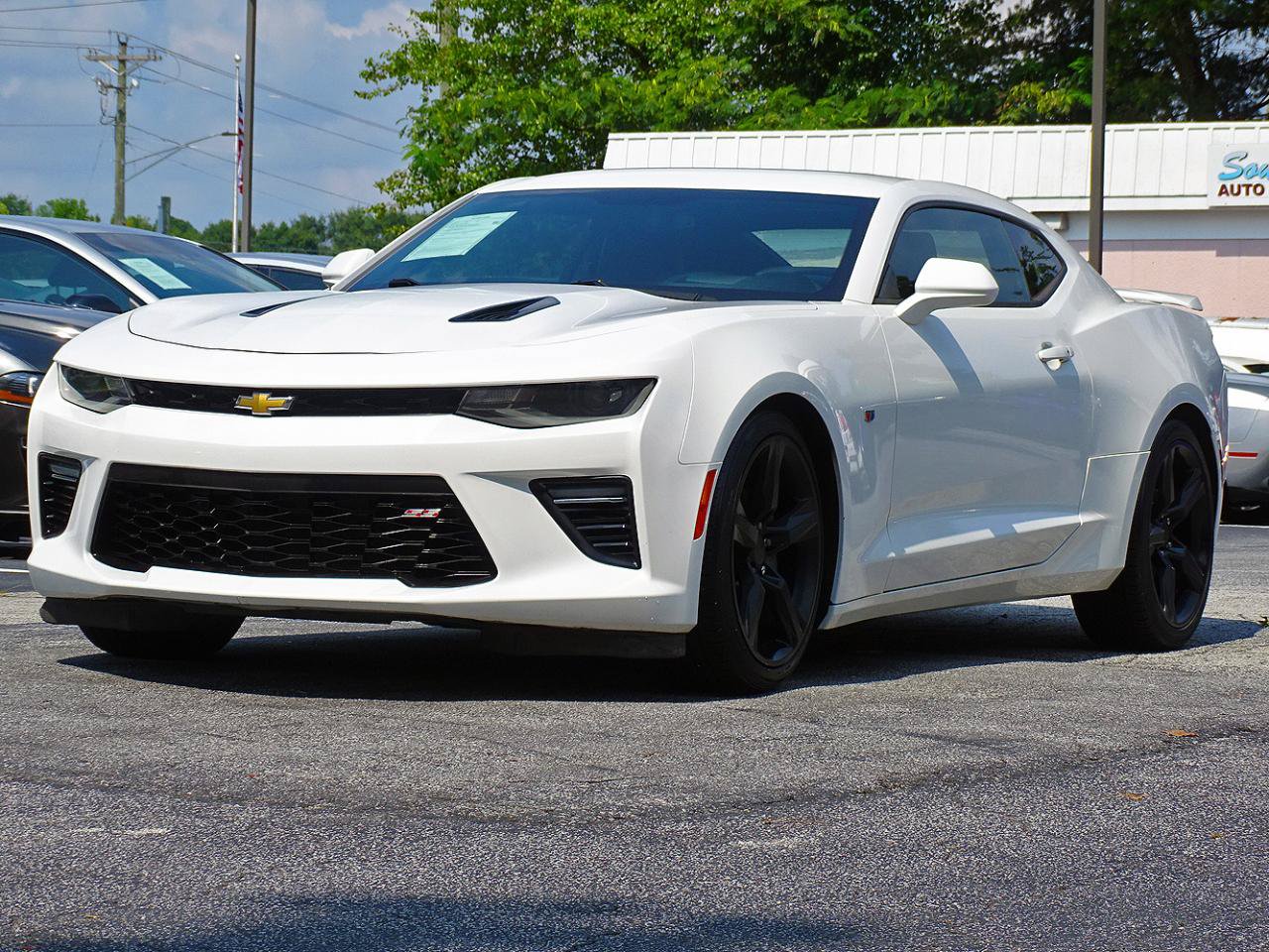 Used 2017 Chevrolet Camaro SS Coupe w/ 2SS RWD image 8