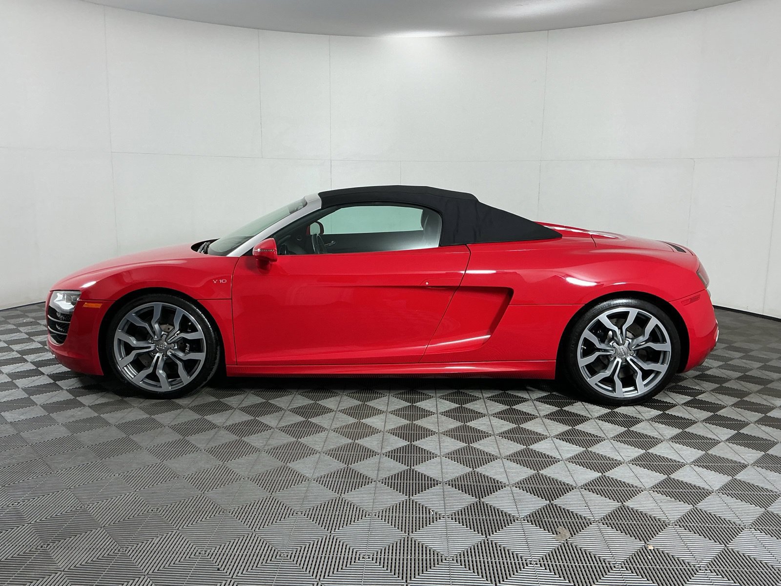 Used 2012 Audi R8 V10 AWD/4WD image 4