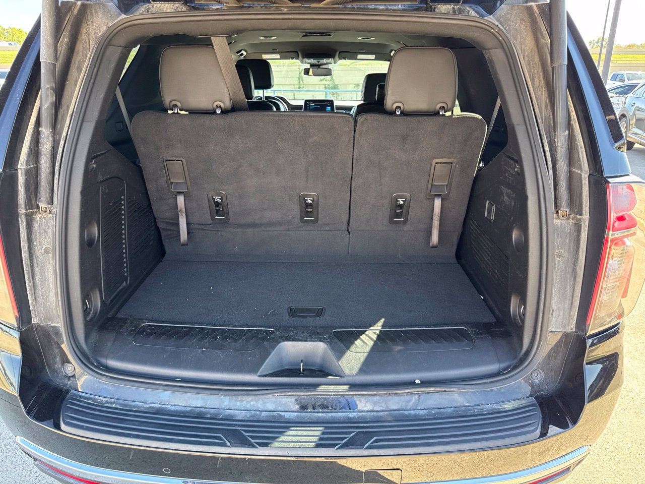 Used 2024 Chevrolet Tahoe LT RWD image 10