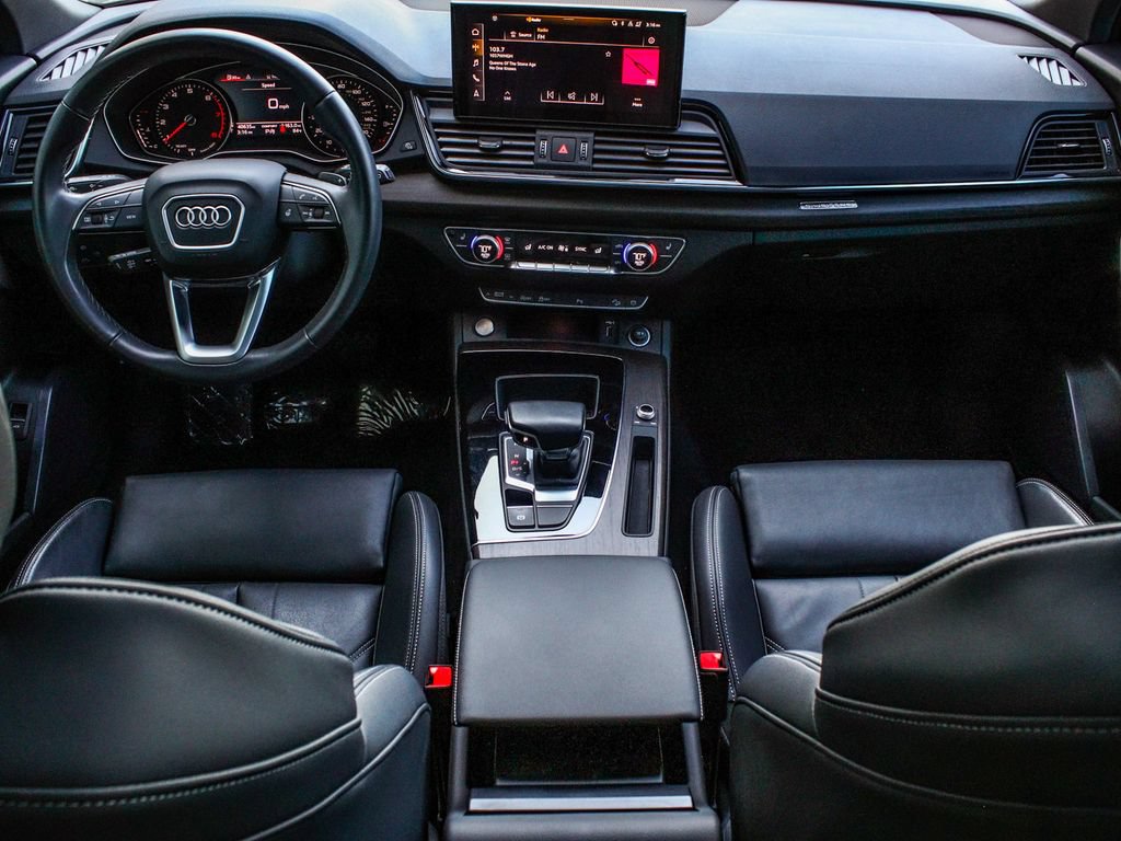 Used 2023 Audi Q5 2.0T Premium w/ Convenience Package AWD/4WD image 36
