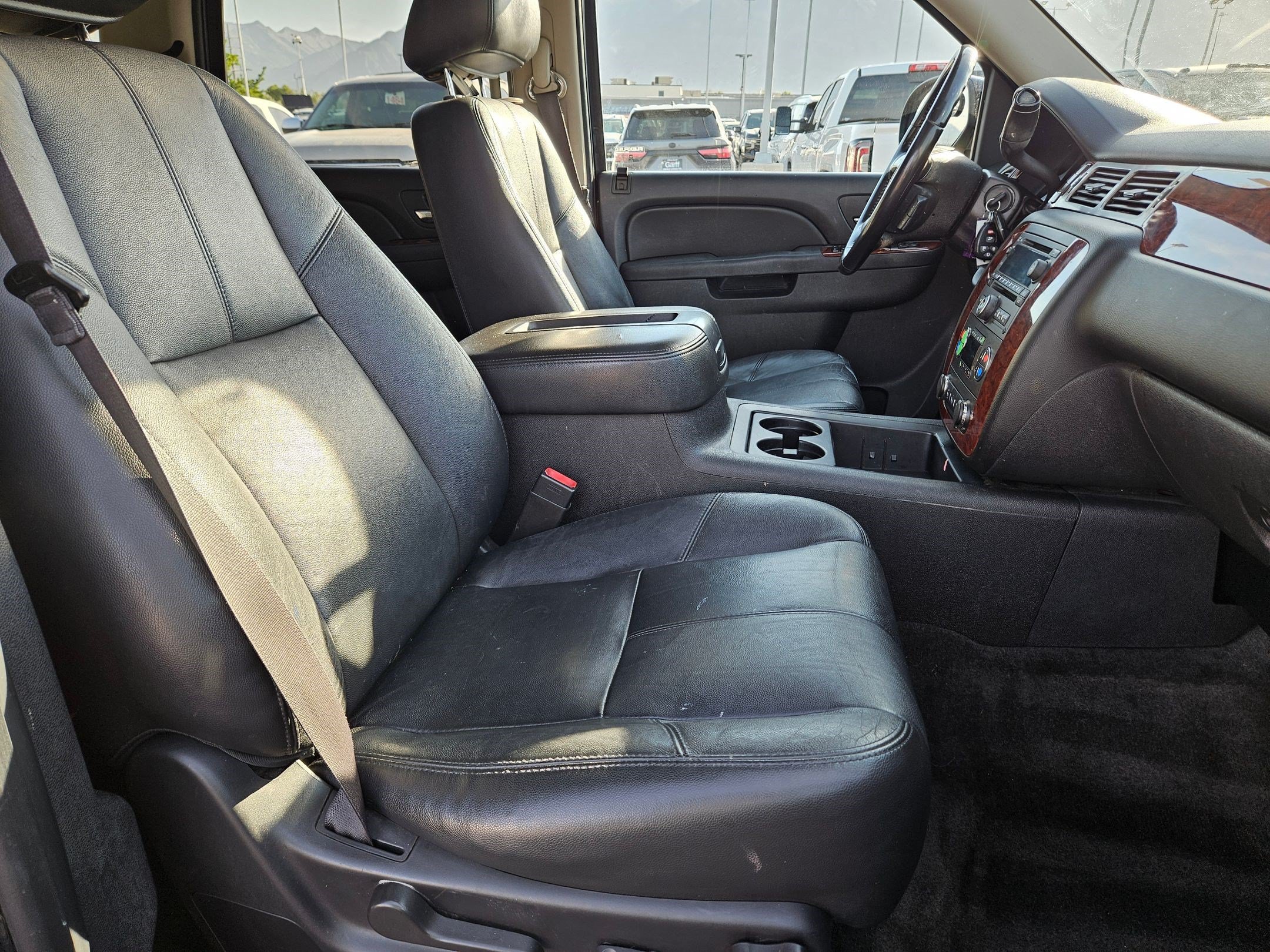 Used 2013 Chevrolet Tahoe LT AWD/4WD image 31