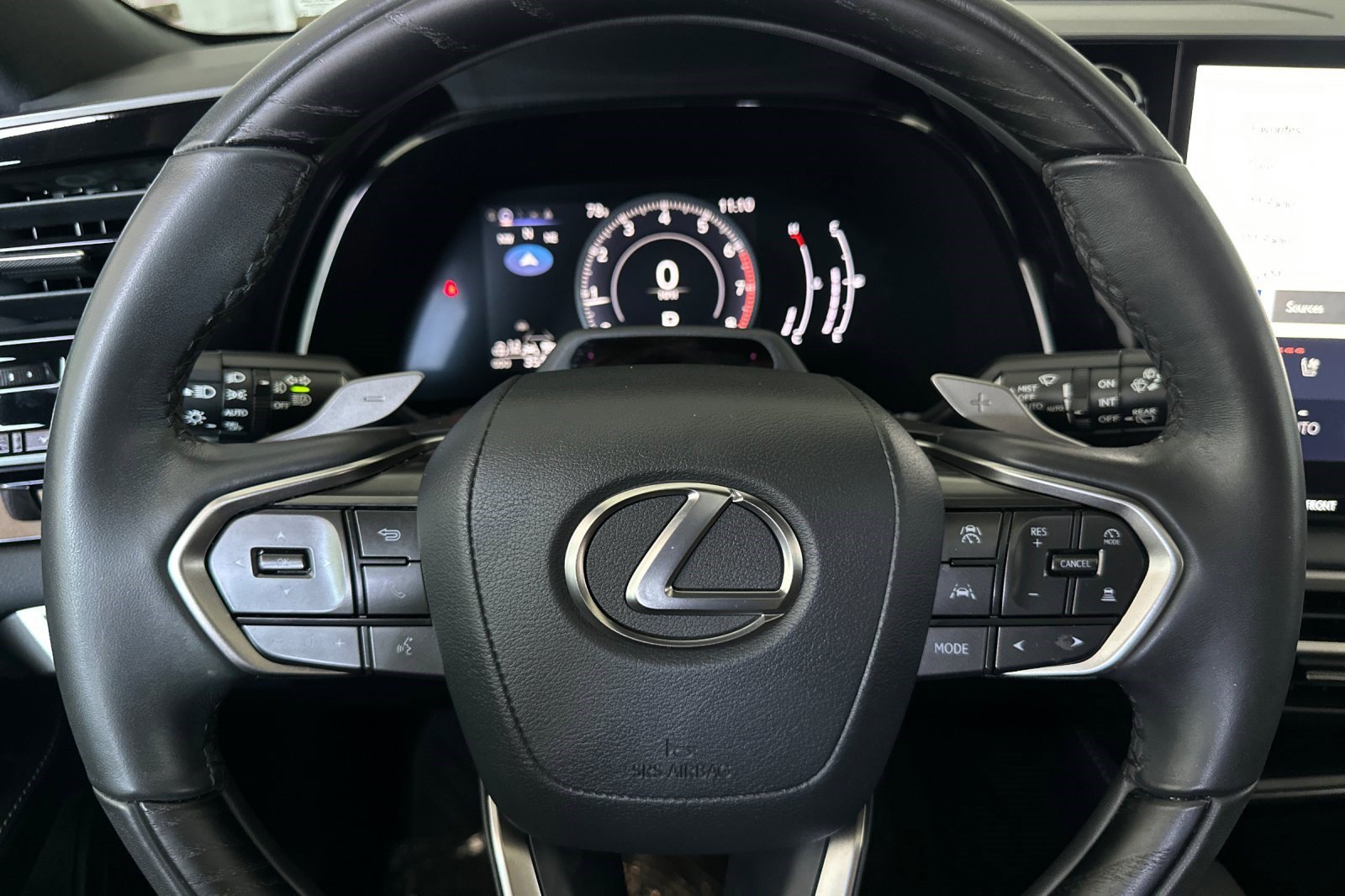 Certified 2024 Lexus RX 350 Premium w/ Convenience Package FWD image 17