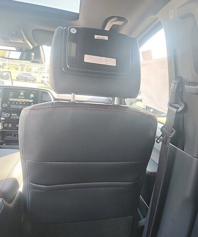 New 2023 Nissan Titan PRO-4X w/ Pro-4x Convenience Package image 7