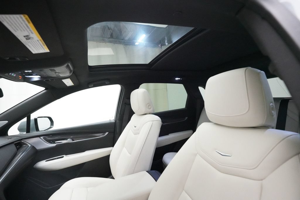 Used 2024 Cadillac XT5 Sportv AWD/4WD image 34