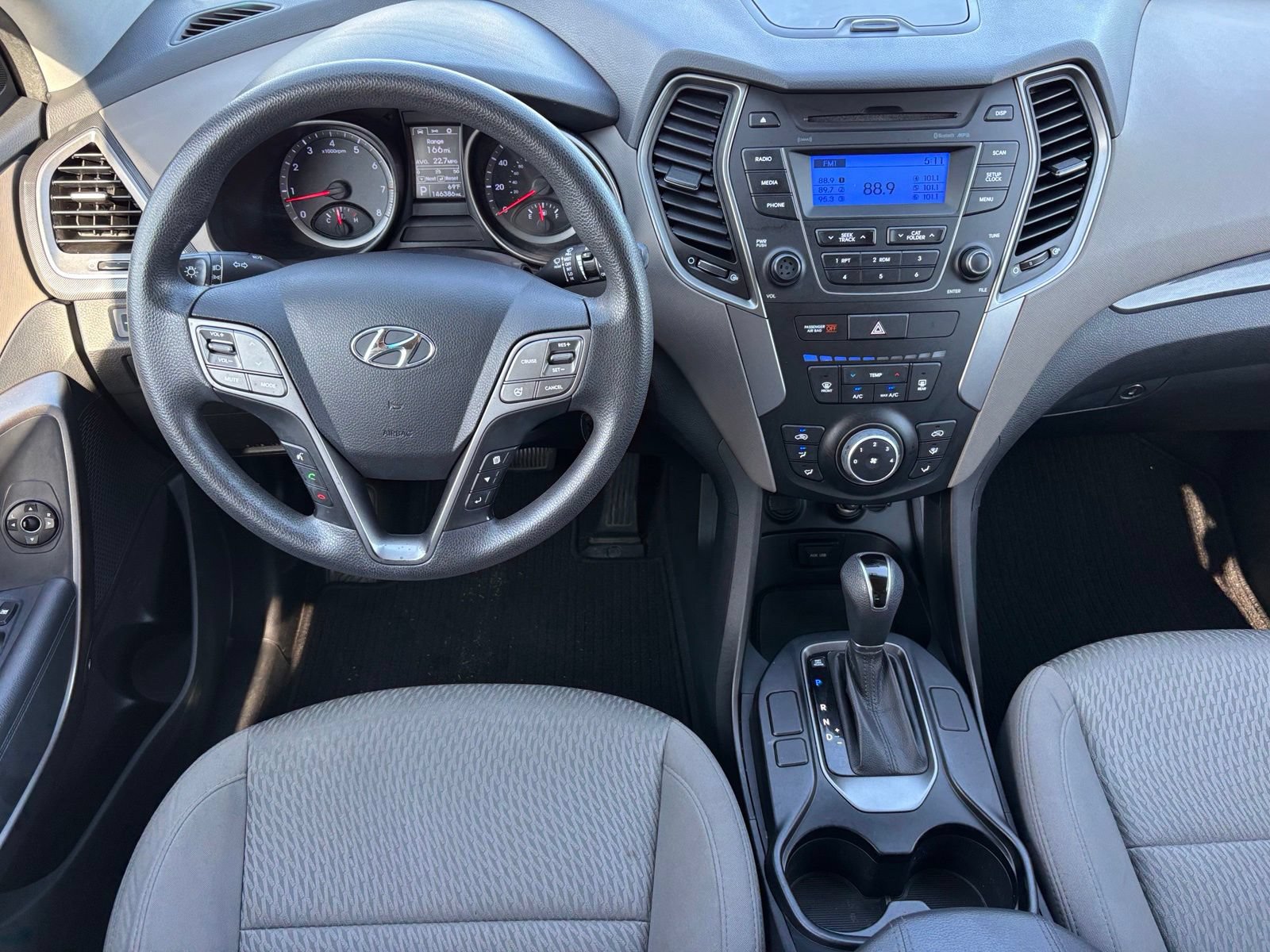 Used 2014 Hyundai Santa Fe Sport FWD image 18