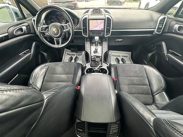 Used 2017 Porsche Cayenne AWD/4WD image 22
