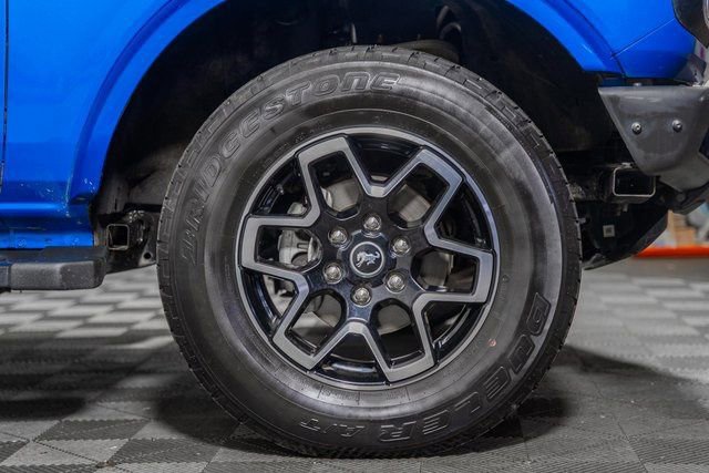 Used 2022 Ford Bronco Outer Banks image 19