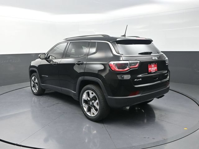 Used 2018 Jeep Compass Limited w/ Navigation Group AWD/4WD image 6