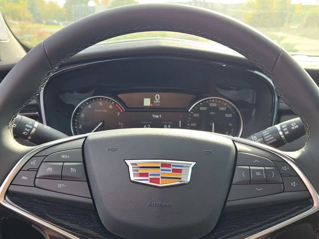 New 2025 Cadillac XT5 Premium Luxury w/ LPO, Floor Liner Package FWD image 36