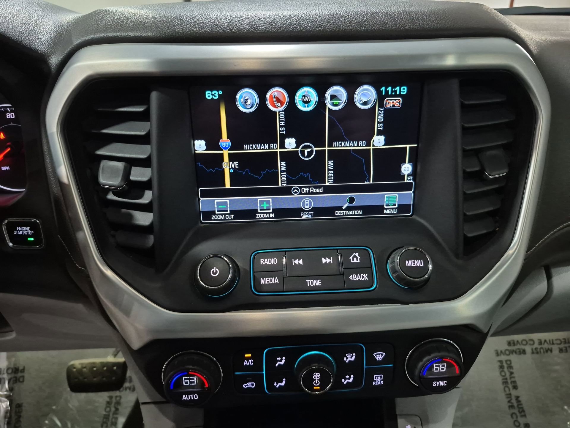 Used 2018 GMC Acadia SLT image 15