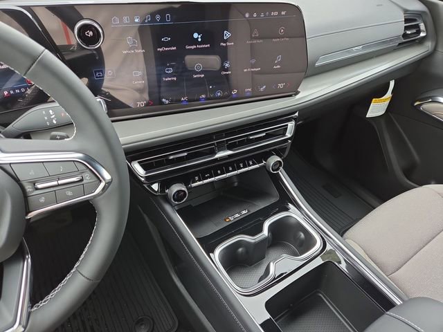 New 2026 Chevrolet Traverse LT image 13