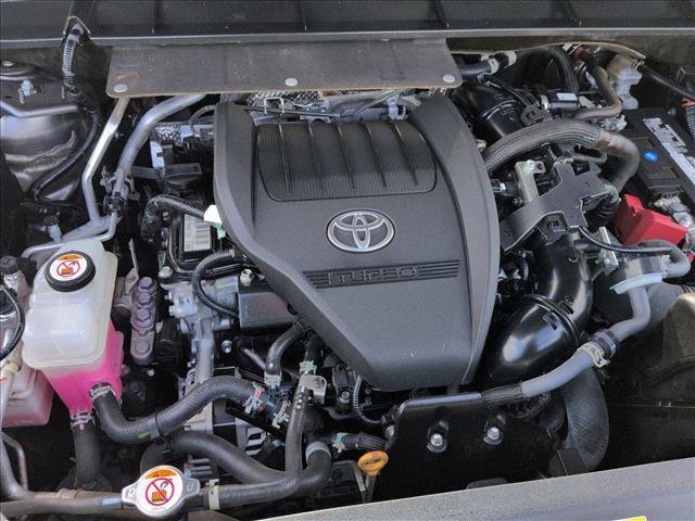 Used 2023 Toyota Highlander LE FWD image 30