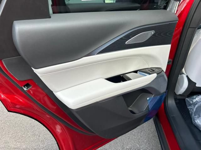 New 2026 Cadillac Lyriq Premium Luxury w/ LPO, Floor Liner Package AWD/4WD image 11