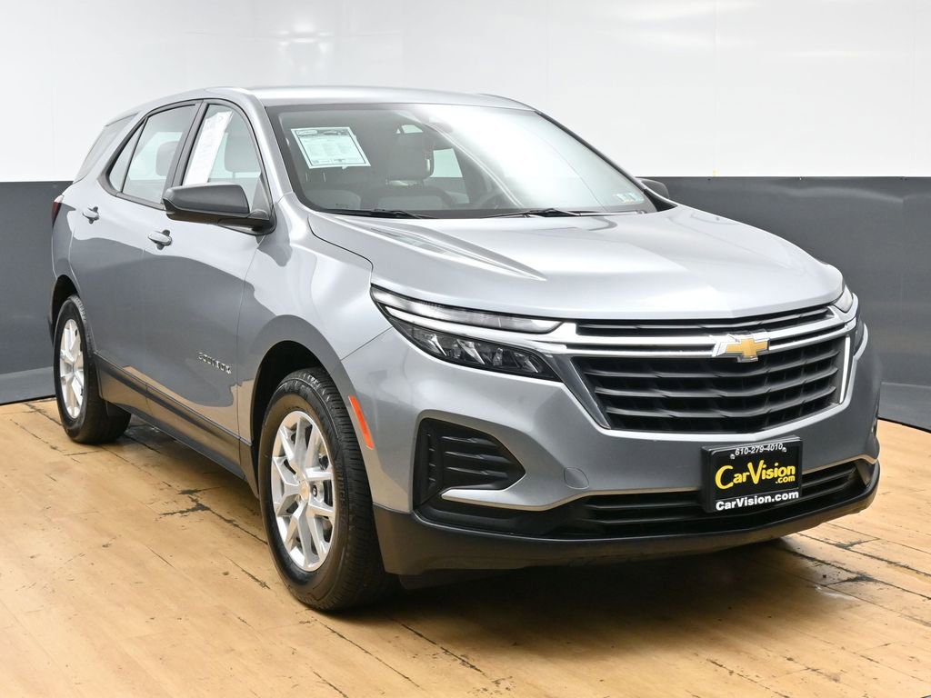 Used 2024 Chevrolet Equinox LS FWD image 3