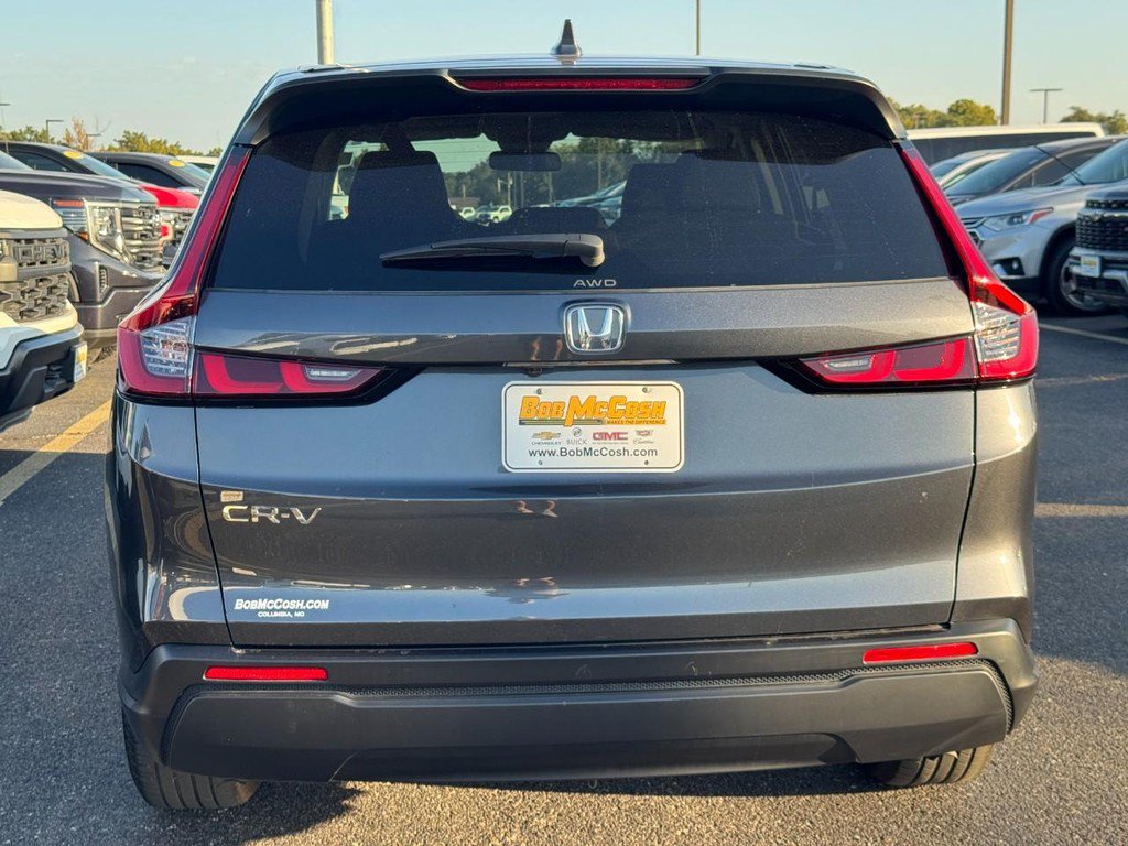 Used 2025 Honda CR-V EX image 4