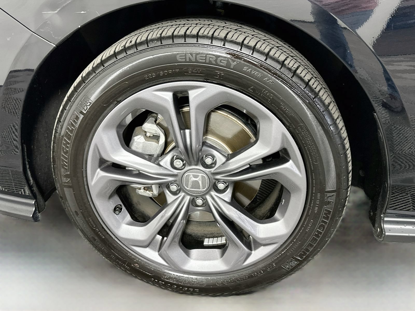 Used 2023 Honda Accord EX image 29