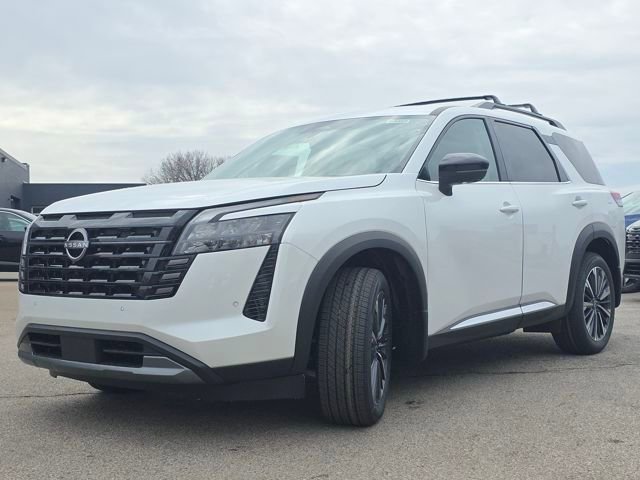 New 2026 Nissan Pathfinder Platinum image 12