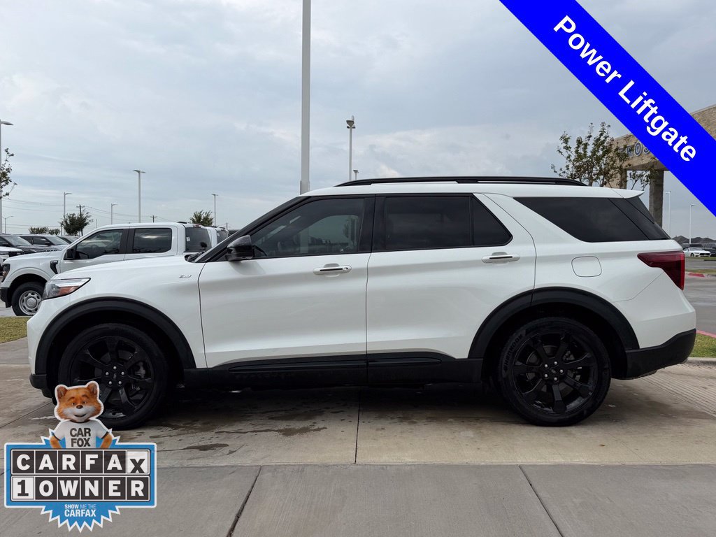 Used 2023 Ford Explorer ST-Line w/ Class IV Trailer Tow Package RWD image 11