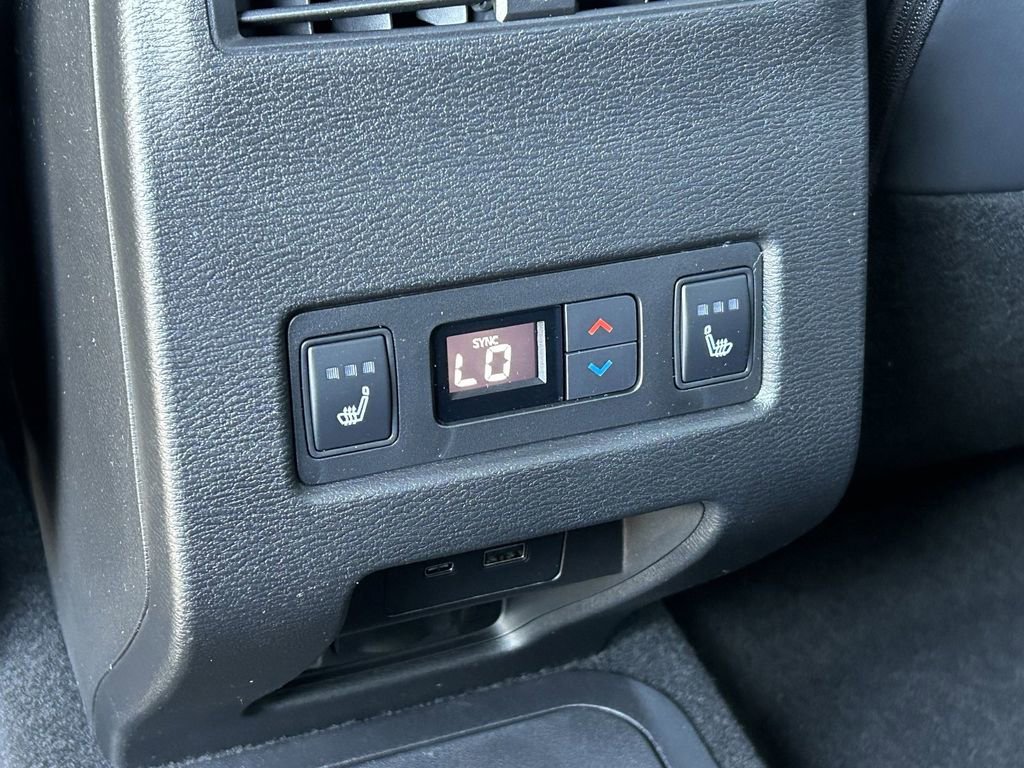 New 2026 Nissan Rogue Platinum image 12