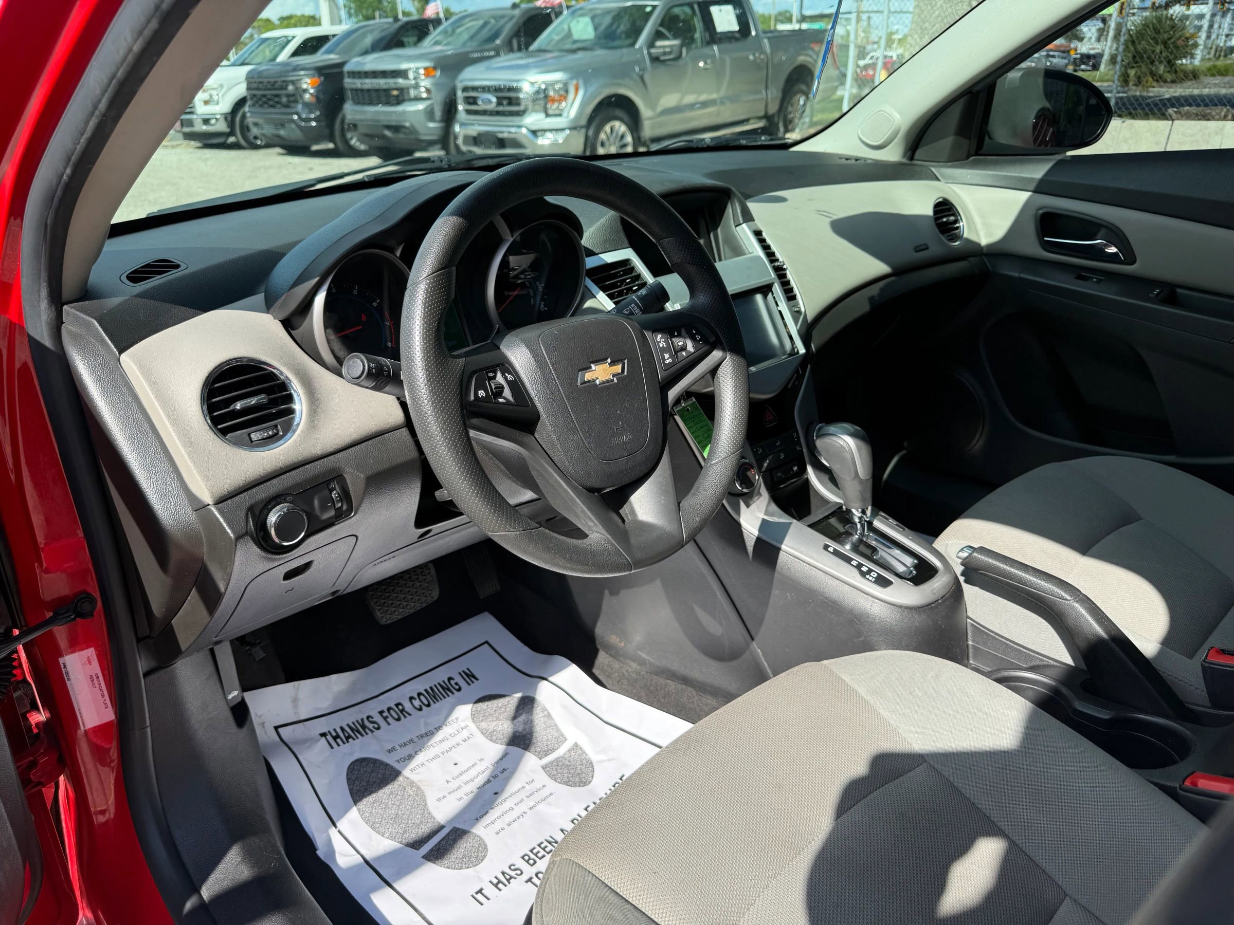 Used 2015 Chevrolet Cruze LT FWD image 9