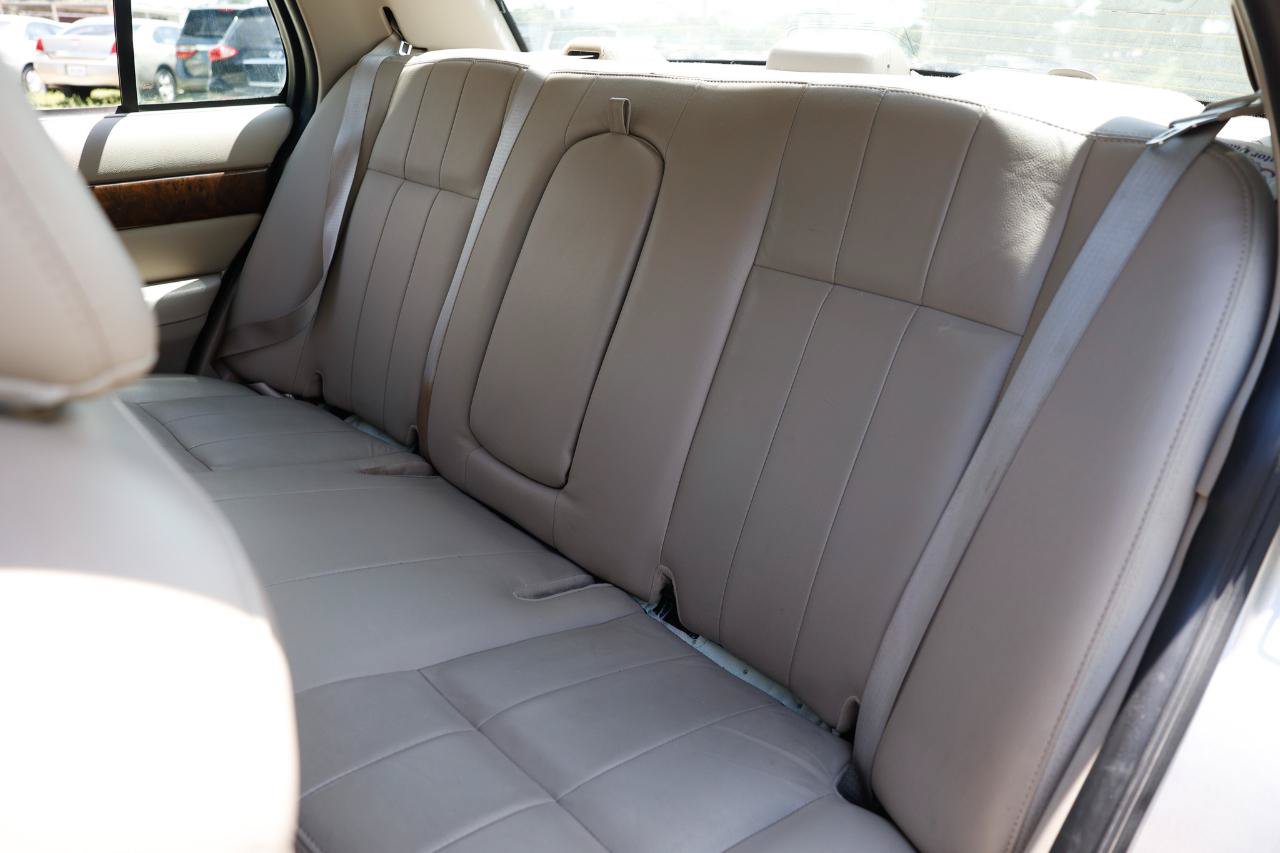 Used 2009 Mercury Grand Marquis LS RWD image 8