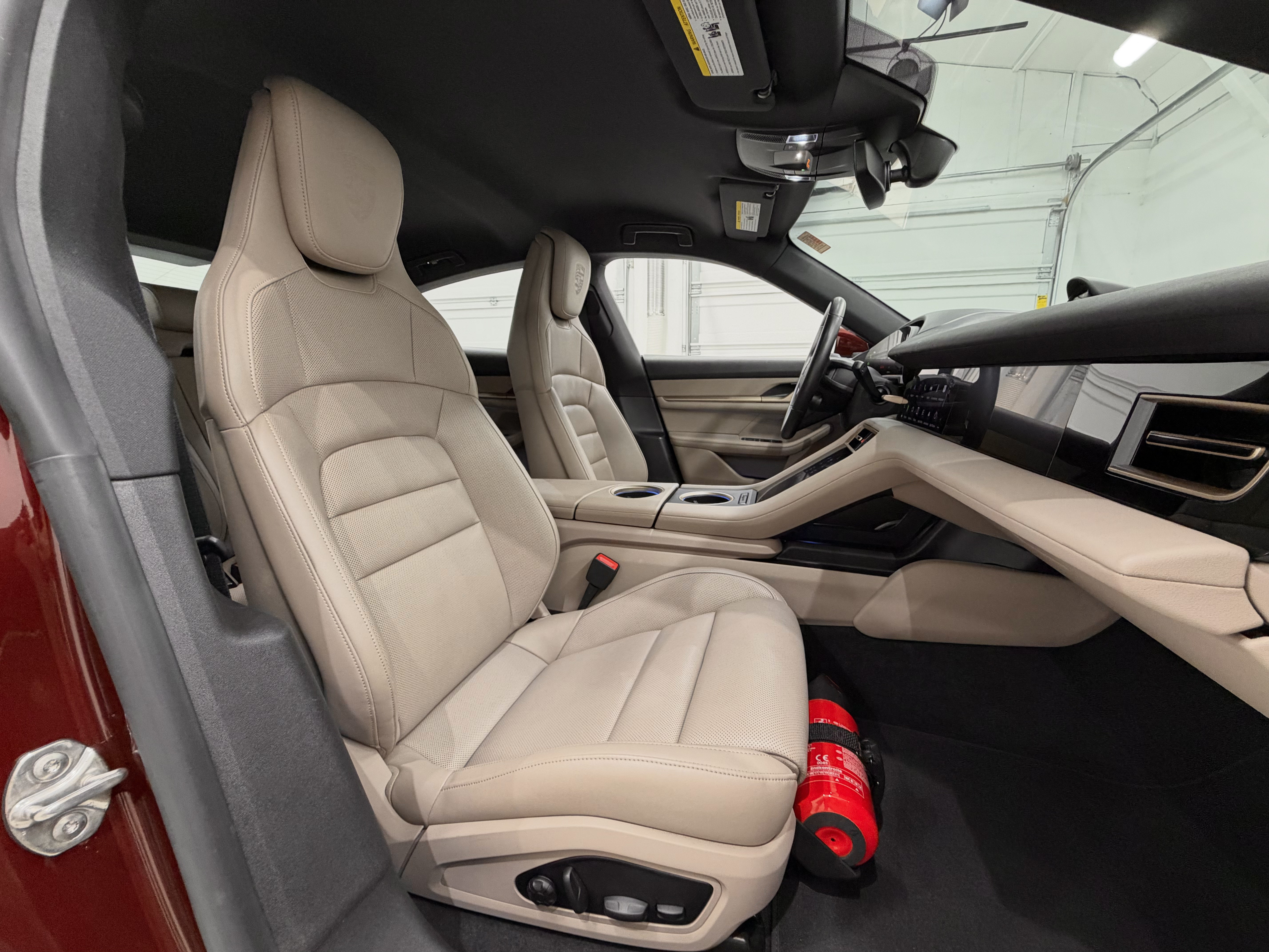 Certified 2022 Porsche Taycan 4S AWD/4WD image 22