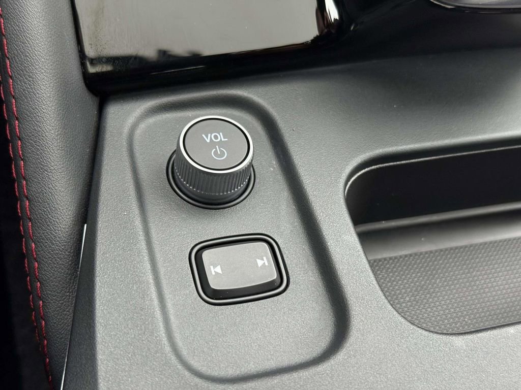 Used 2025 Acura MDX A-Spec image 28