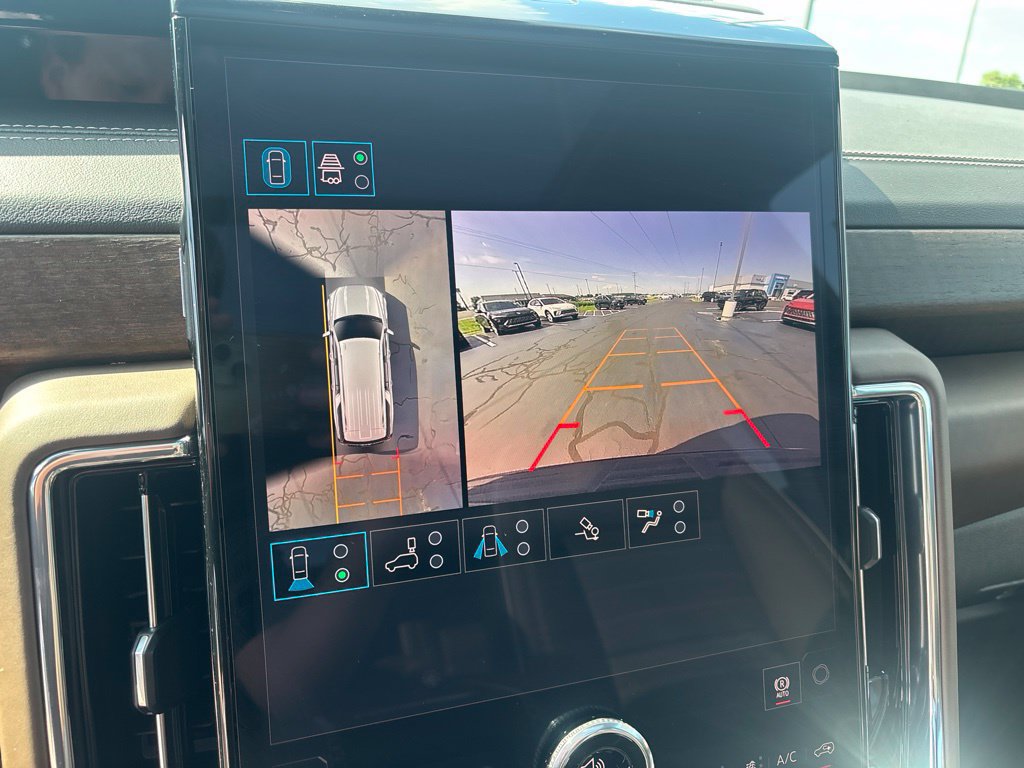New 2026 GMC Yukon XL Denali Ultimate AWD/4WD image 28
