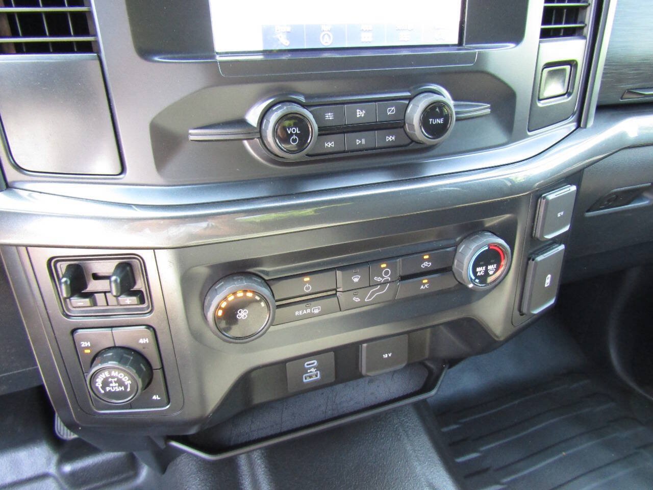 Used 2021 Ford F150 XL w/ Equipment Group 101A High AWD/4WD image 17
