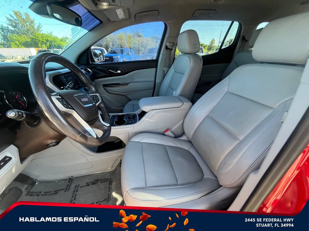 Used 2021 GMC Acadia SLT w/ Technology Package FWD image 10