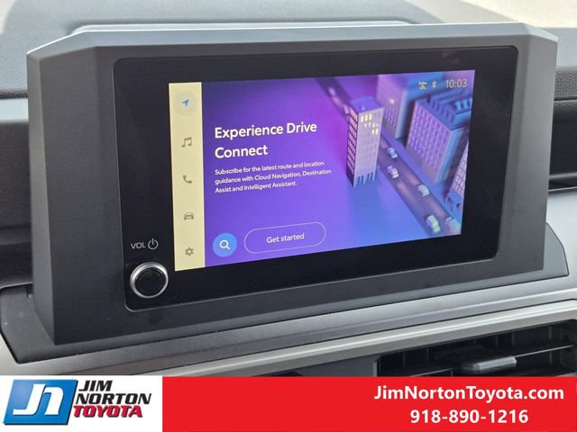 Used 2025 Toyota 4Runner SR5 AWD/4WD image 17