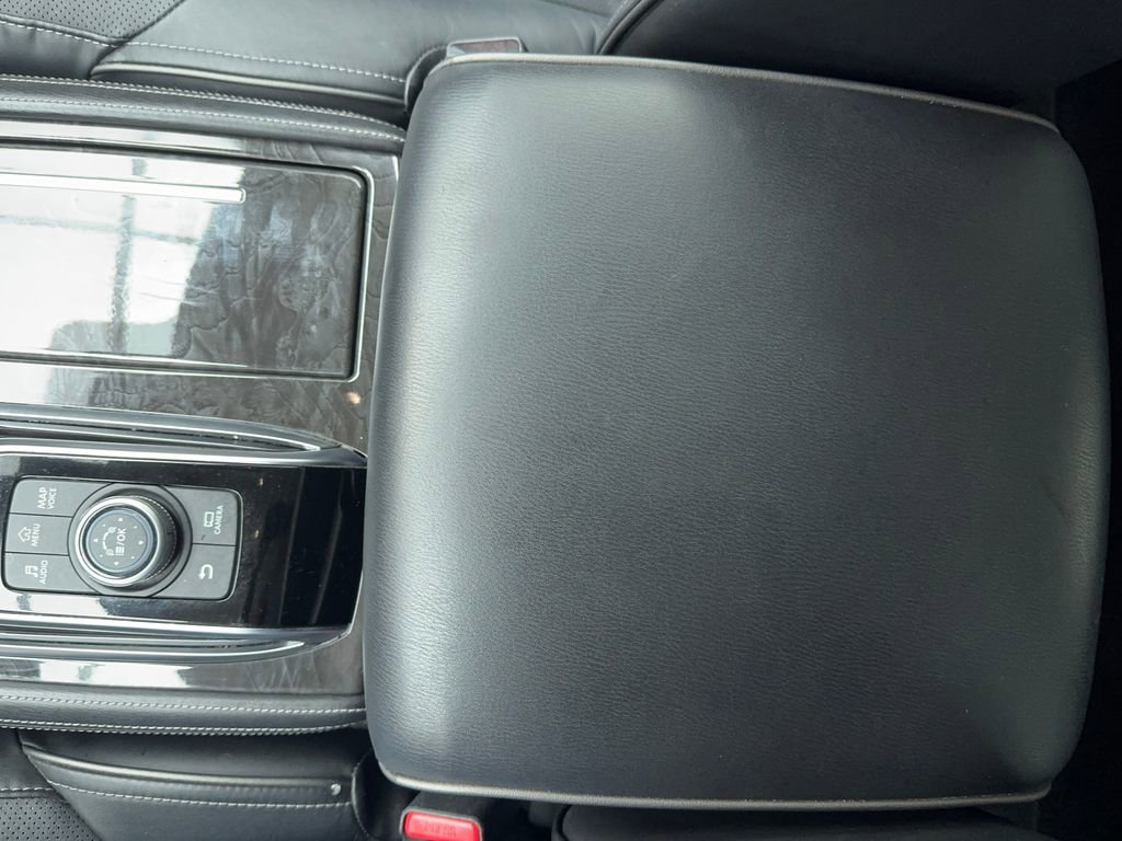 Used 2024 INFINITI QX80 Luxe AWD/4WD image 32