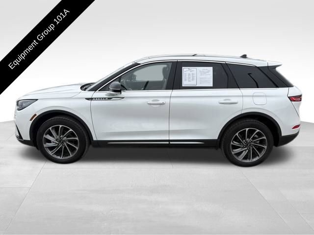 Certified 2024 Lincoln Corsair AWD w/ Equipment Group 101A image 3