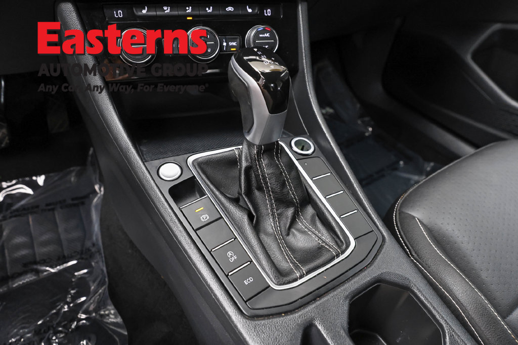 Used 2024 Volkswagen Jetta SE FWD image 14