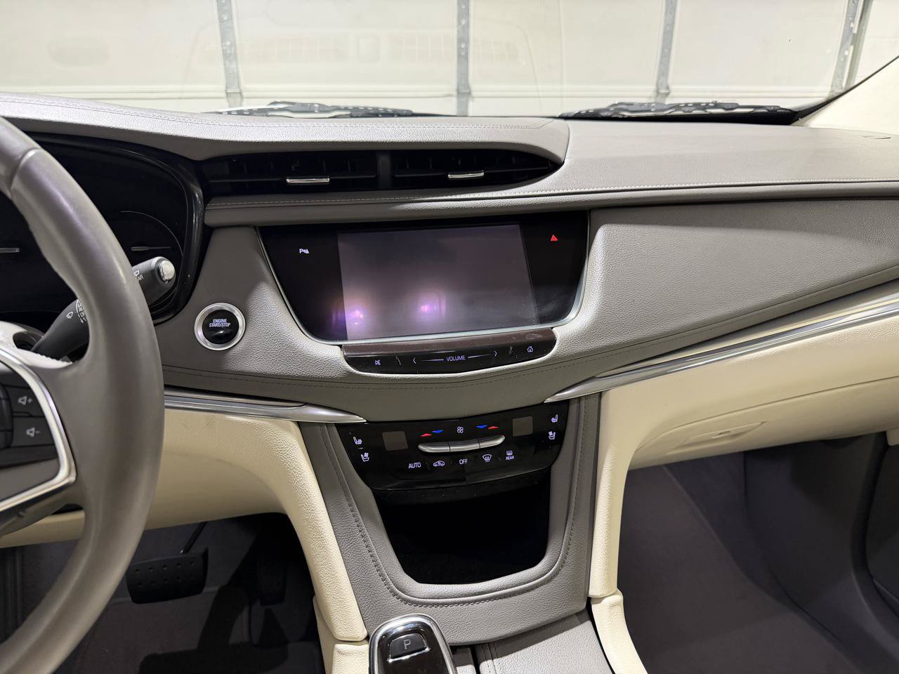 Used 2017 Cadillac XT5 Premium Luxury AWD/4WD image 14