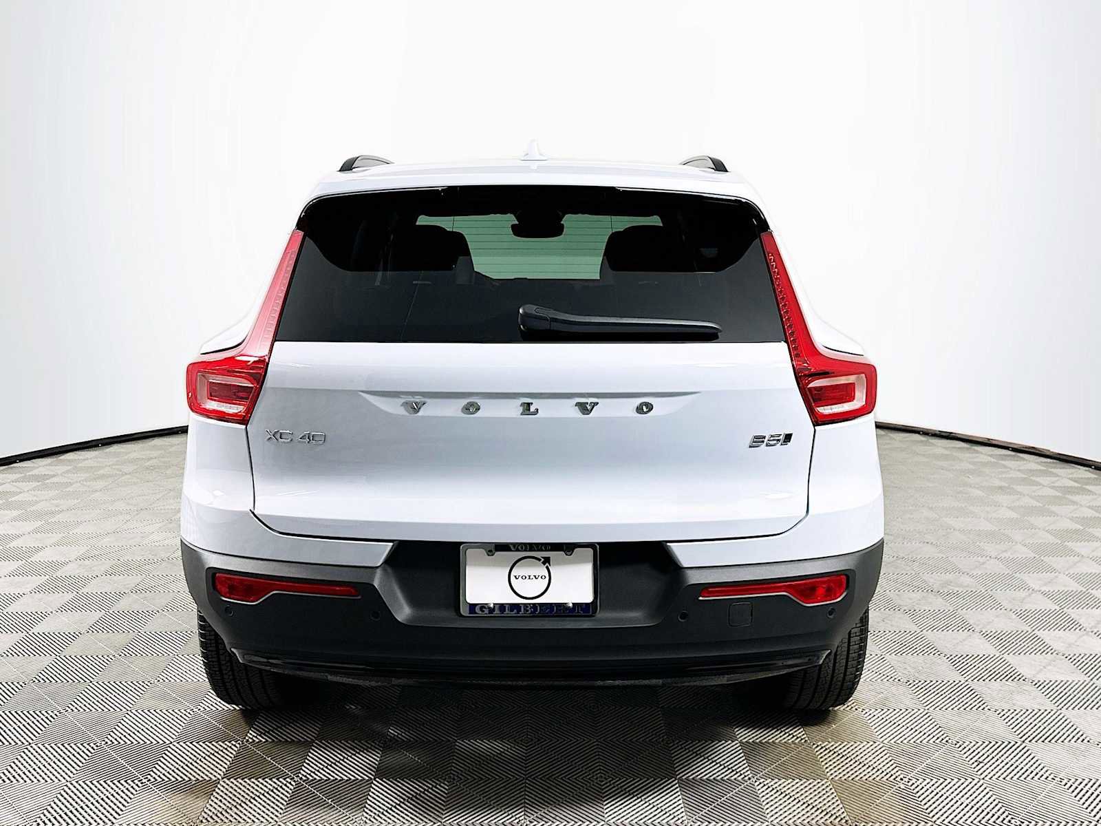 New 2026 Volvo XC40 B5 Plus w/ Protection Package Premier AWD/4WD image 6